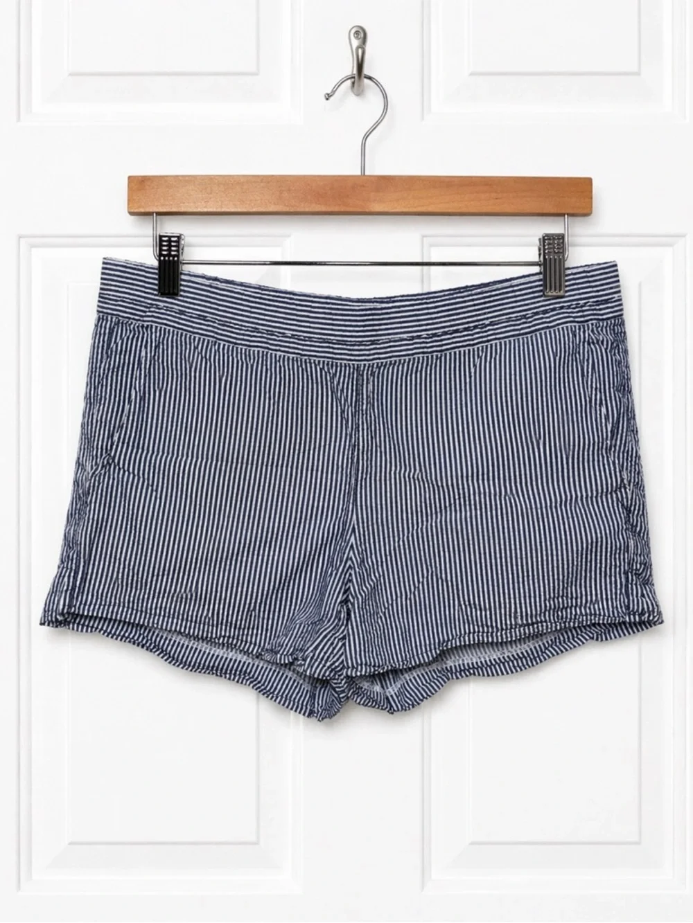 J.Crew Womens Seersucker Pull On Shorts Blue White Striped Cotton Size S‎